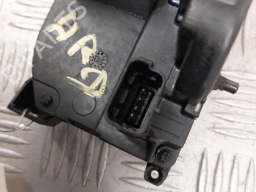Used Rear right lock Rear right lock RENAULT CLIO III (BR0/1, CR0/1) 1.5 dCi (BR17, CR17) (86 hp) 23745259 23745259