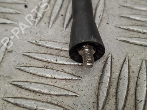 Base antenna Base antenna RENAULT MEGANE II (BM0/1_, CM0/1_) 1.4 16V (BM0B, CM0B) (98 hp) 36768690 36768690