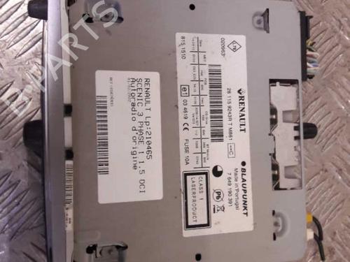 Used Radio Radio 24852563 24852563
