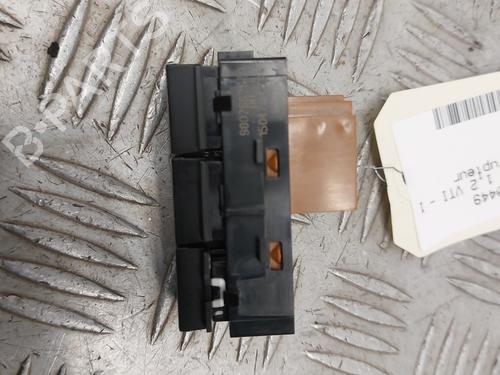 Switch PEUGEOT 208 I (CA_, CC_) 1.2 VTI 82 | BP29944218I30