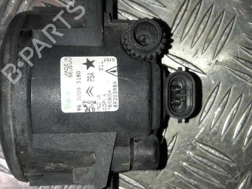 Left front fog light PEUGEOT 607 (9D, 9U) 2.7 HDi 24V | BP23715860C30 - Image 3