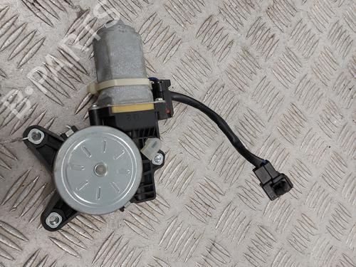 Motor do elevador de vidro trás direito OPEL ANTARA A (L07) 2.0 CDTI 4x4 (150 hp) 31369064