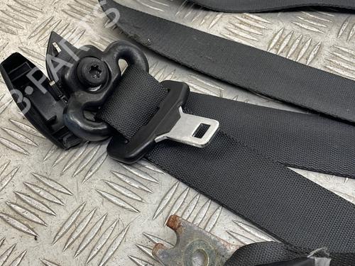 Rear right seatbelt FORD MONDEO III Turnier (BWY) 1.8 16V | BP32404547I28