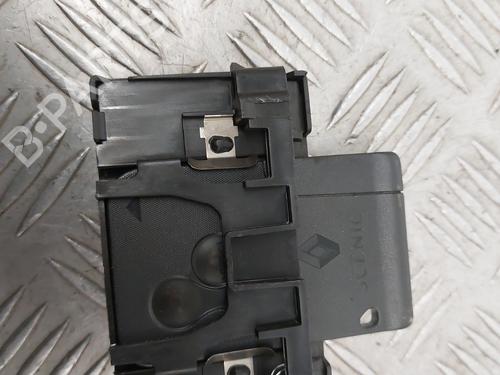Card reader RENAULT GRAND SCÉNIC II (JM0/1_) 2.0 dCi (JM1K) | BP29846393E4