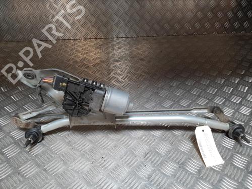 Used Front wiper motor DACIA SANDERO 1.5 dCi (75 hp) 23715744