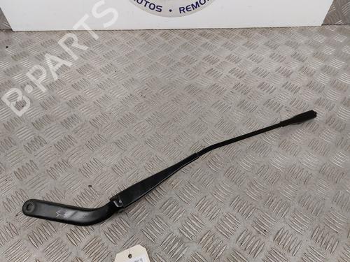 front-windshield-wiper-arm-bmw-1-e81-2006-2007-2008-2009-2010-2011-2012-23747841 main image