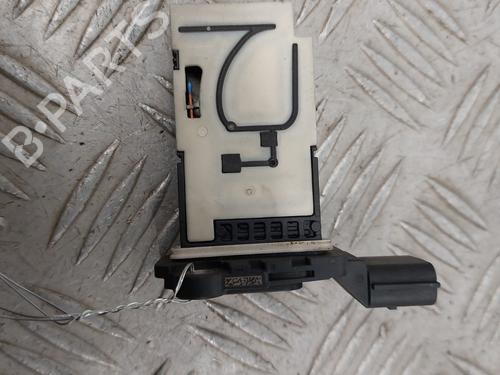 Used Mass air flow sensor RENAULT MEGANE IV Hatchback (B9A/M/N_) 1.6 dCi 130 (B9A4) (130 hp) 31067495