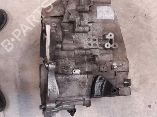 Used Gearbox Gearbox VOLVO V70 II (285) 2.5 TDI (140 hp) 24852448 24852448