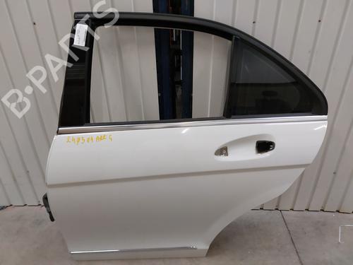 Used Left rear door Left rear door 26170517 26170517