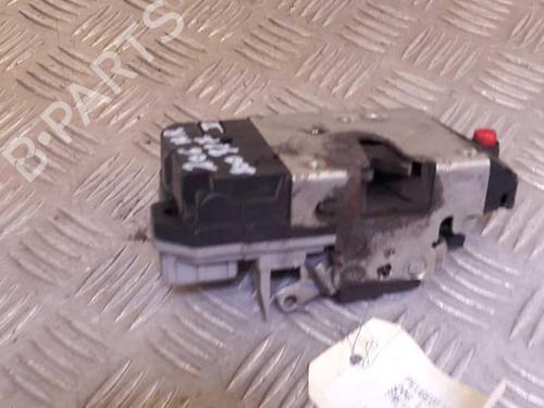 Used Rear right lock PEUGEOT 206 Hatchback (2A/C) 1.4 i (75 hp) 23713837