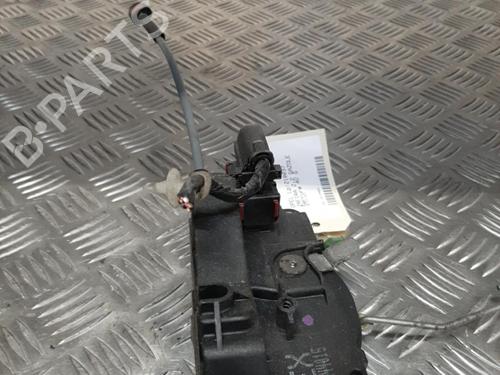 Used Front left lock OPEL ZAFIRA A MPV (T98) 2.2 DTI 16V (F75) (125 hp) 23714898