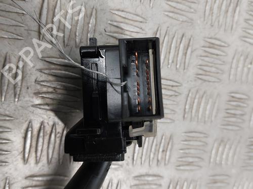 Used Switch Switch HYUNDAI TUCSON (JM) 2.0 CRDi All-wheel Drive (113 hp) 31629623 31629623