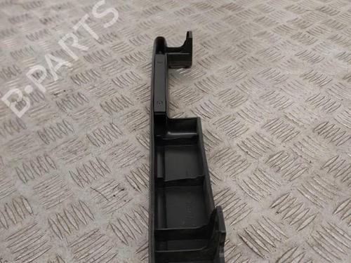 Used Interior roof handle Interior roof handle FIAT UNO (146_, 158_) 1.0 (146E) (42 hp) 23737695 23737695