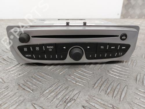 Autoradio RENAULT GRAND SCÉNIC III (JZ0/1_) 2.0 dCi (JZ0Y, JZ26) (150 hp) 32993268