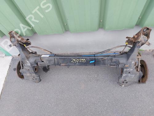Bakaksel PEUGEOT 208 I (CA_, CC_) 1.6 HDi / BlueHDi 75 (75 hp) 27732905