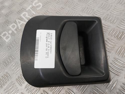 Used Front right exterior door handle IVECO DAILY III Van 35 S 9 V (90 hp) 23713390