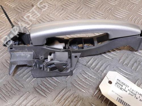 Front left exterior door handle PEUGEOT 3008 I MPV (0U_) 1.6 HDi | BP23724016C128 