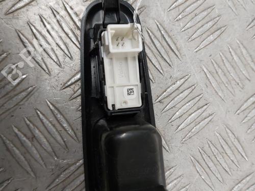 left-rear-window-switch-citroen-c3-iii-sx-2016-23745667 main image