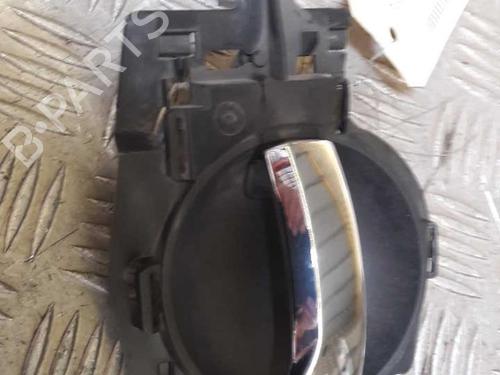 Used Front right interior door handle Front right interior door handle CITROËN C3 I (FC_, FN_) 1.4 HDi (68 hp) 23657198 23657198
