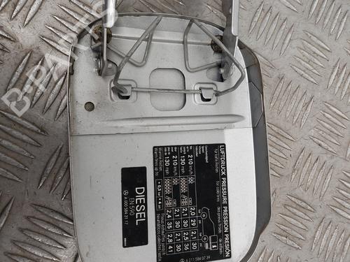 fuel-flap-mercedes-benz-e-class-w211-2002-2003-2004-2005-2006-2007-2008-2009-29508981 main image