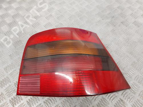 Højre baglygte VW GOLF IV (1J1) 1.6 16V (105 hp) 23748809