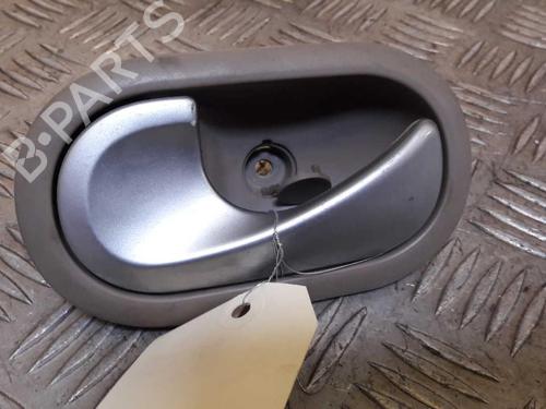 Used Front left interior door handle RENAULT CLIO III (BR0/1, CR0/1) 1.5 dCi (BR17, CR17) (86 hp) 23657001
