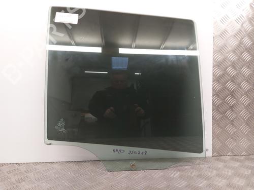 Rear right door window MERCEDES-BENZ M-CLASS (W163) ML 270 CDI (163.113) | BP29846336C21