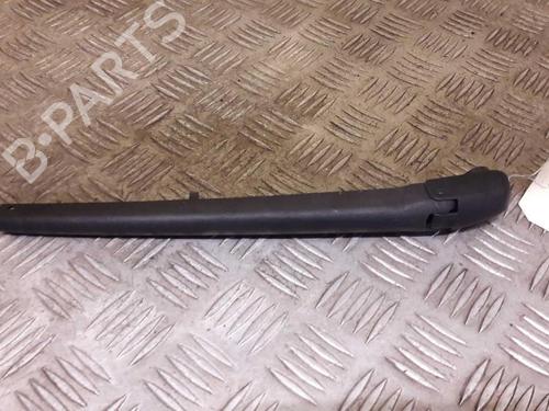 Used Rear windshield wiper arm Rear windshield wiper arm LANCIA MUSA (350_) 1.9 D Multijet (350.AXC1A) (101 hp) 23728186 23728186