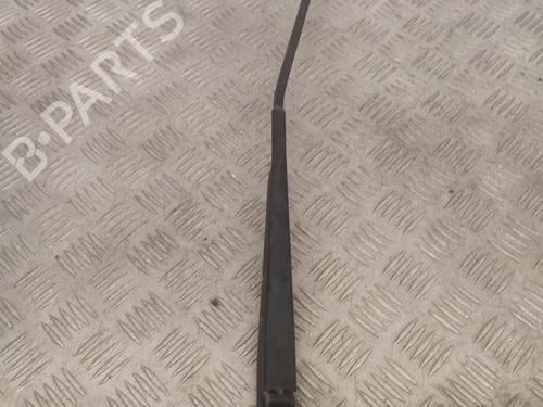 Used Front windshield wiper arm VW GOLF IV (1J1) 1.9 TDI (115 hp) 23745797