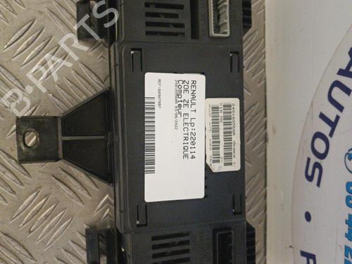 Instrument cluster RENAULT ZOE (BFM_) ZOE | BP23725923C47 