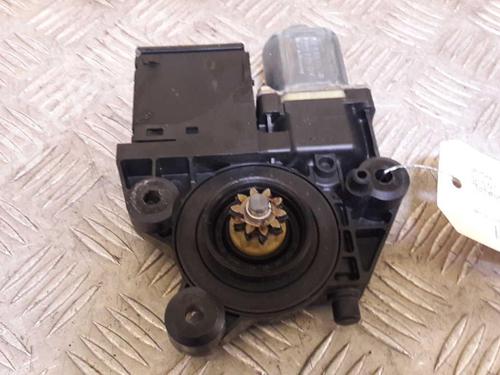 Used Right rear window motor RENAULT SCÉNIC III (JZ0/1_) 1.6 dCi (JZ00, JZ12) (130 hp) 23726234