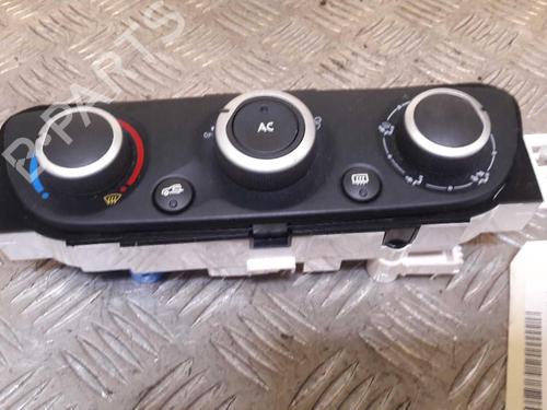 Used Climate control RENAULT SCÉNIC III (JZ0/1_) 1.5 dCi (86 hp) 24852823