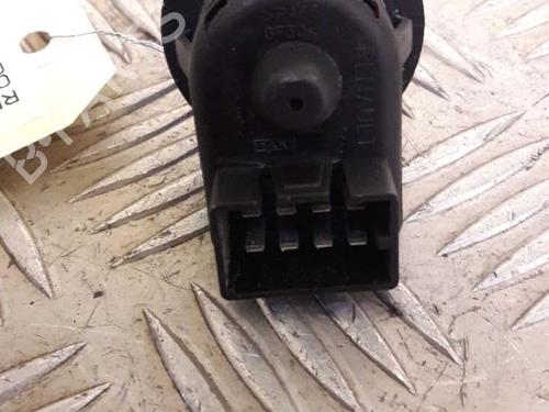 Used Mirror switch Mirror switch RENAULT CLIO III (BR0/1, CR0/1) 1.2 16V (BR02, BR0J, BR11, CR02, CR0J, CR11) (75 hp) 23724081 23724081