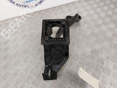 Used Break pedal Break pedal BMW 1 (F40) 116 d (116 hp) 23747551 23747551