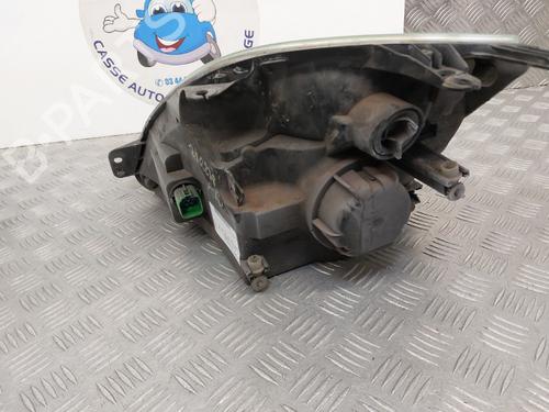 Right headlight FORD FIESTA V (JH_, JD_) 1.4 TDCi | BP23659665C29 