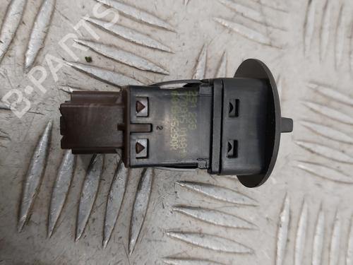 Switch RENAULT MEGANE IV Hatchback (B9A/M/N_) 1.6 dCi 130 (B9A4) | BP31074984I30 