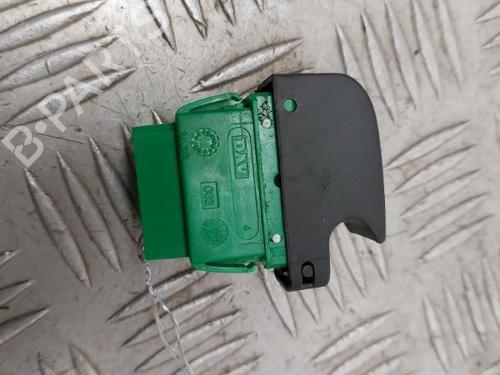 Used Right front window switch Right front window switch CITROËN C1 (PM_, PN_) 1.0 (68 hp) 23737779 23737779