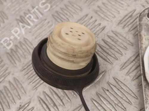 fuel-flap-nissan-almera-ii-hatchback-n16-2000-23744479 main image