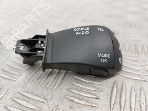 Used Switch Switch RENAULT MEGANE IV Hatchback (B9A/M/N_) 1.6 dCi 130 (B9A4) (130 hp) 31092513 31092513