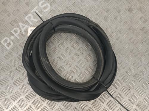 Used Rubber door seal CITROËN JUMPY III Van (V_) 1.6 BlueHDi 95 (95 hp) 29053988