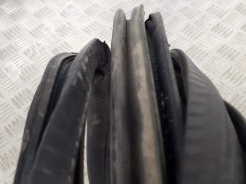 Rubber door seal PEUGEOT 308 SW II (LC_, LJ_, LR_, LX_, L4_) 1.6 BlueHDi 120 | BP23745873C142 