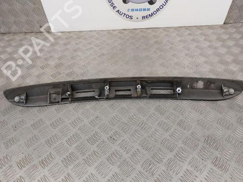 Used Rear center light Rear center light RENAULT GRAND SCÉNIC III (JZ0/1_) 1.9 dCi (JZ0J, JZ0N, JZ1K, JZ1S) (131 hp) 23744072 23744072