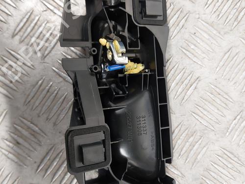 Høyre foran invendig håndtak PEUGEOT 208 II (UB_, UP_, UW_, UJ_) 1.2 PureTech 100 | BP23747941I14 