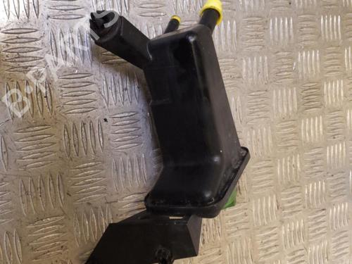 Power steering reservoir VW PASSAT B5.5 (3B3) 1.9 TDI | BP23715464M117 