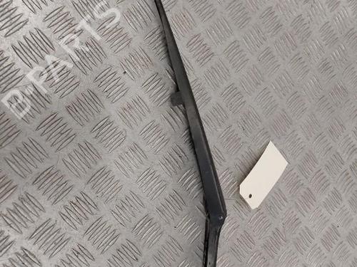 Used Front windshield wiper arm BMW 3 (E46) 320 d (150 hp) 23744671