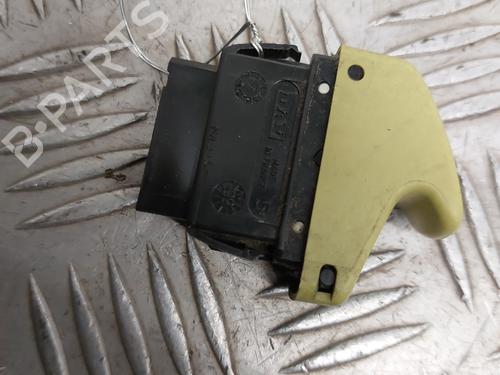 Used Left front window switch Left front window switch RENAULT TWINGO I (C06_) 1.2 (C066, C068) (58 hp) 30127815 30127815