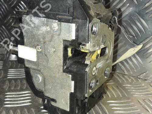 Used Front right lock NISSAN MICRA III (K12) 1.5 dCi (65 hp) 23715223