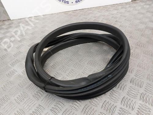 Used Rubber door seal Rubber door seal RENAULT CLIO IV (BH_) 1.2 16V (73 hp) 23744921 23744921