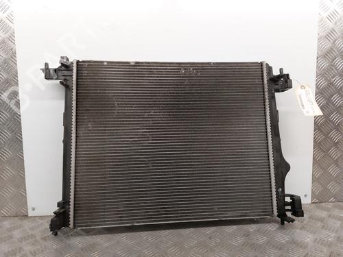 Used Water radiator Water radiator RENAULT MEGANE IV Hatchback (B9A/M/N_) 1.6 dCi 130 (B9A4) (130 hp) 31092498 31092498