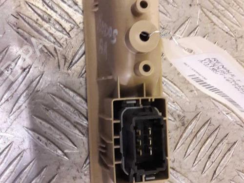 Used Left rear window switch Left rear window switch RENAULT MODUS / GRAND MODUS (F/JP0_) 1.6 (JP03, JP0B, JP0U, JP0Y, JP1G) (112 hp) 23723444 23723444